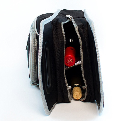 Insulated wine tote bag